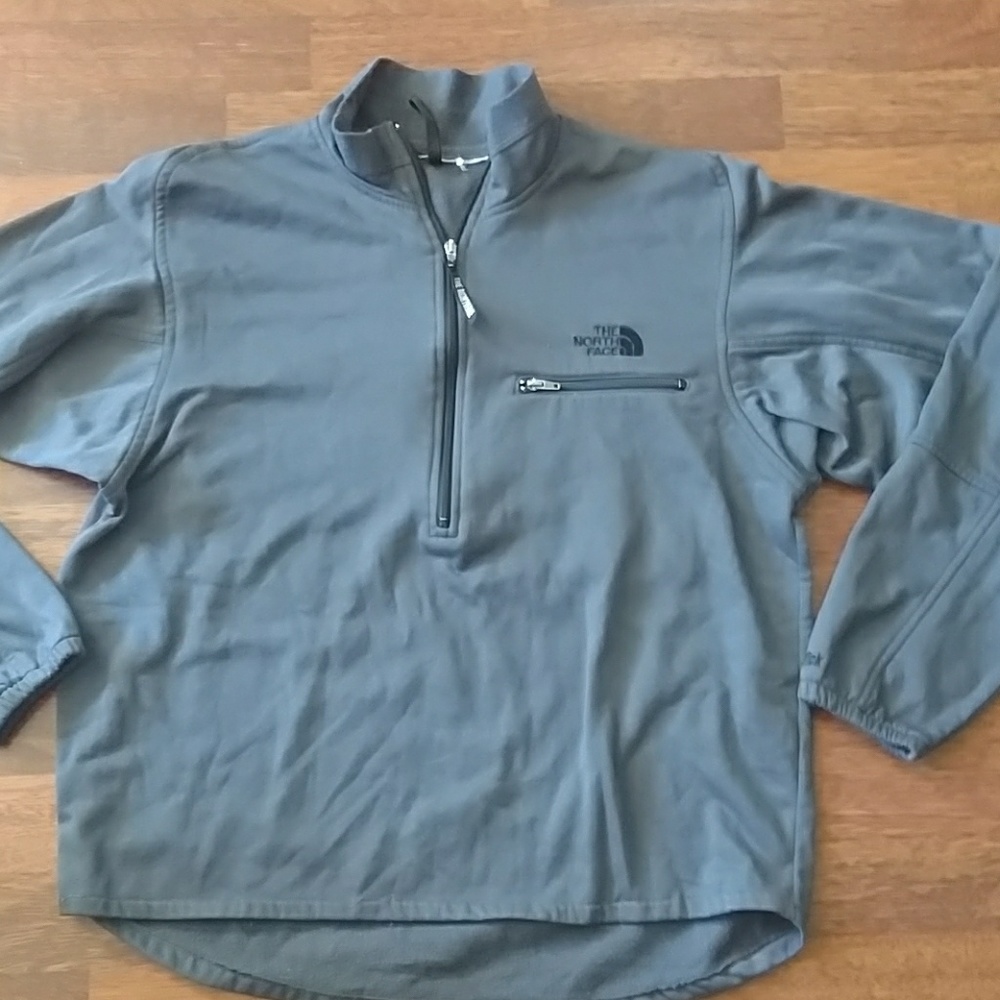The North Face Pull Over
